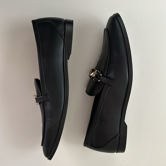 H&M Chain Detail Loafers - Picture 6 of 6